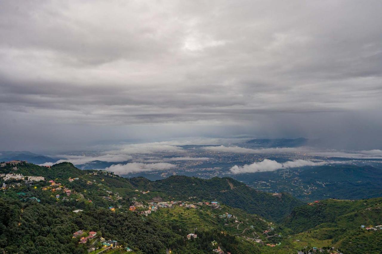Stayvista At Arncliff Villa 5 Mins From Mall Road Mussoorie Kültér fotó